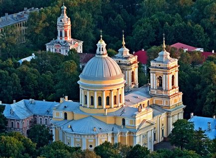 Catedrala Trinity și Catedrala Sfânta Treime a Lavrei Alexander Nevsky