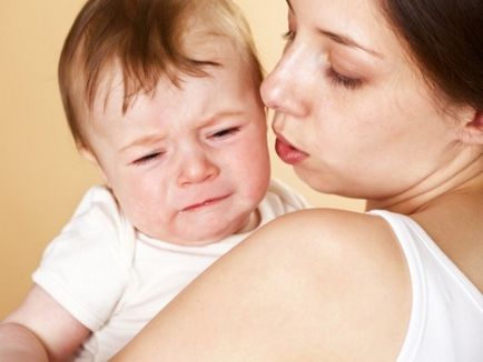 Dübörgését a has csecsemők tünetei és okai forrongó