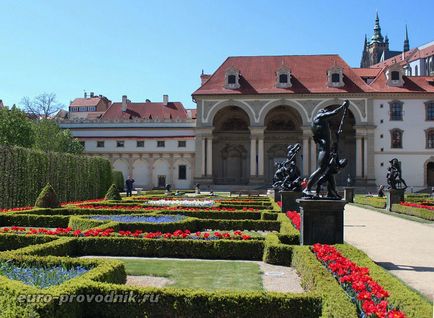 Gradina Valdstejn din Praga - cel mai bun parc din palat