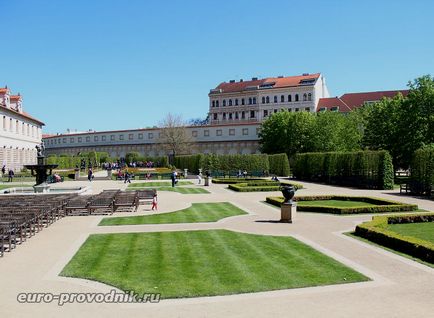 Gradina Valdstejn din Praga - cel mai bun parc din palat