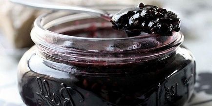 Blackberry Jam - Retete de gatit pentru iarna, beneficii de fructe de padure, fotografie