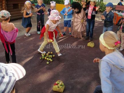 Яблучний спас в дитячому садку
