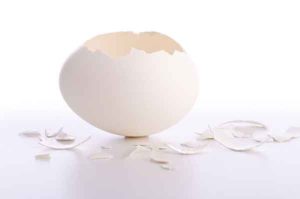Яєчна шкаралупа від алергії користь і шкода, відгуки, лікування