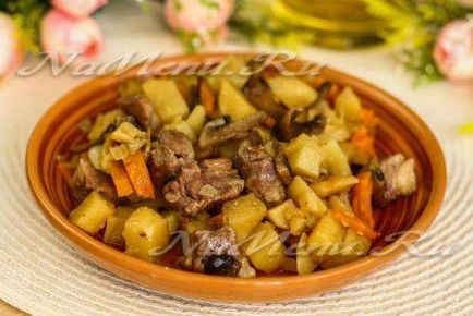 Печеня з картоплі з м'ясом і грибами в горщиках - прості рецепти