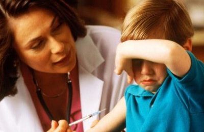 50 Motive pentru a salva un copil de vaccinări