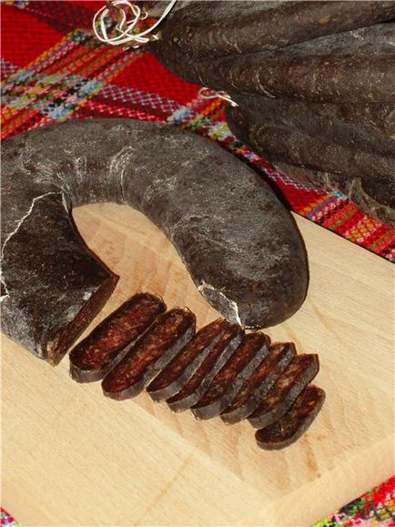 Болгарська в'ялена ковбаса (суджук і луканка)