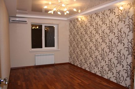 Designul tapetului pentru hala fotografiei din interiorul apartamentului, în frumoasa lipire a lui Hrușciov, pereții în casă și
