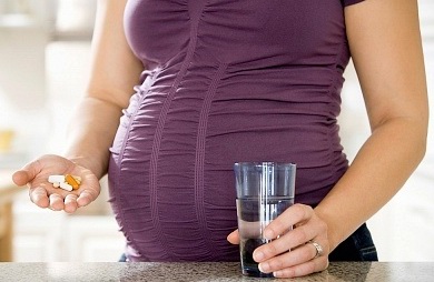 Для чого приймають утрожестан під час вагітності