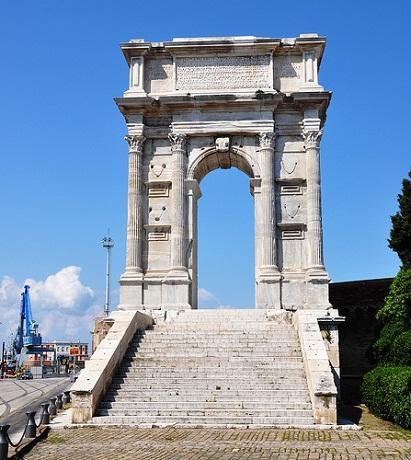 Ancona Atracții - italiană în rusă