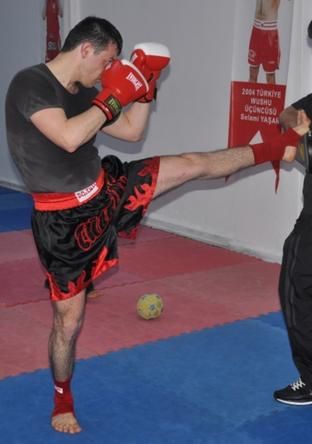 Evgeny Kazakeev - cum să devii kickboxer sau 10 pași pentru securitate - pagina 11