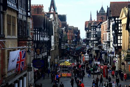 City of the Honor, Anglia - istorie și obiective turistice