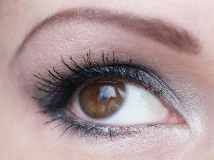 Belső - Beauty tip fekete tinta a valódi füstös szemét Bobbi Brown