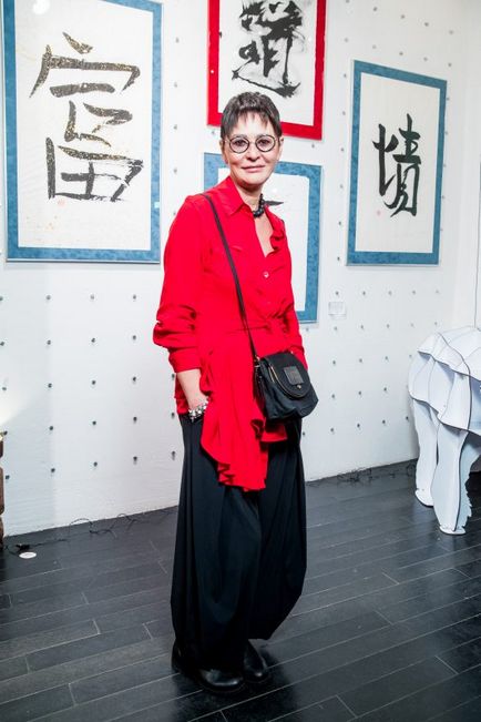 Irina Khakamada evoluția stilului - face stilul tău