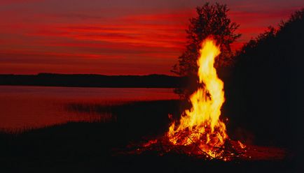 Ivan Kupala - a történelem, a hagyományok és ne tegye - hírek spektrum