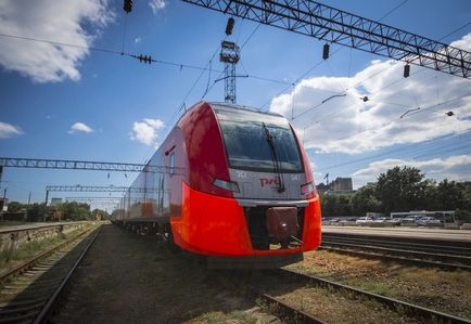 Hogyan juthat el Moszkvából Tver vonat, „lenyelni”, „Peregrine”, vonat, busz, autó