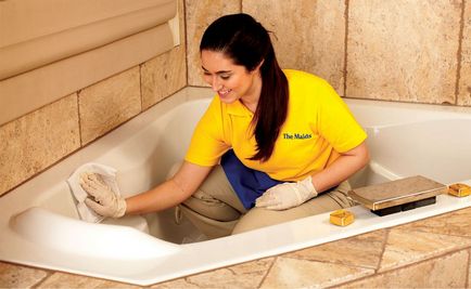 Hogyan mossuk át a fürdő akril, kő, fa, zománc - részletek