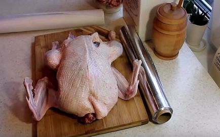Як приготувати домашню качку щоб вона була м'якою і соковитою