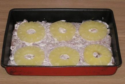 Cum să gătești o pui cu rețetă de ananas cu o fotografie