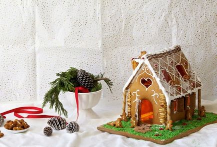 Як зробити різдвяний пряниковий будиночок