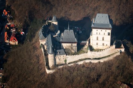 Castelul Karlstejn, cum să ajungi de la Praga și să nu te pierzi
