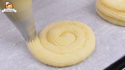 Картопляні «гнізда» з куркою - прості рецепти