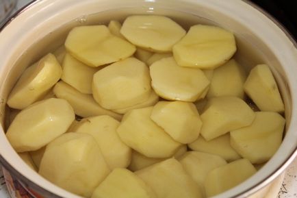 Cartofi în pesmet - rețete simple