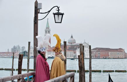 Culorile și măștile carnavalului venețian