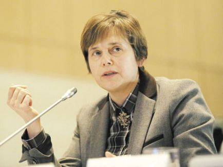 Kerek Golikova frufru, fekete öltöny Nabiullina és csipke vissza Timosenko hibákat ruházat (politika) Kerek Golikova frufru, fekete öltöny Nabiullina és csipke vissza Timosenko hibákat ruházat,