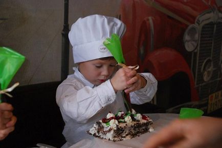Cursuri de masterat culinare pentru copii în St. Petersburg