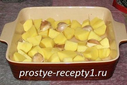 Picior de pui cu cartofi în cuptor