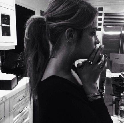 Top szépség-pont Ashley Benson Instagram, belorusz Női Portál (Benson) Top szépség-pont Ashley Benson Instagram, belorusz Női Portál