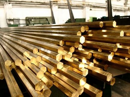 Metalurgia și comerțul cu metale, ca diferite tipuri de afaceri