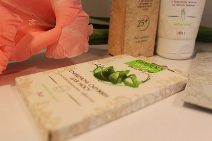 Ismerősöm kozmetikumok - zöld utat fitoliniya hidratáló maszk, kézkrém és tisztítás