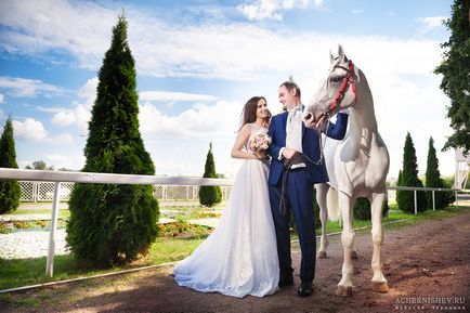 Moszkvai Hippodrome - fotó esküvői séta, esküvői fotózást lovakkal, étterem királyi csarnok