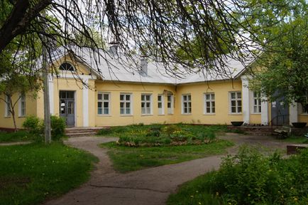 Muz - spitalul raional Demikhov