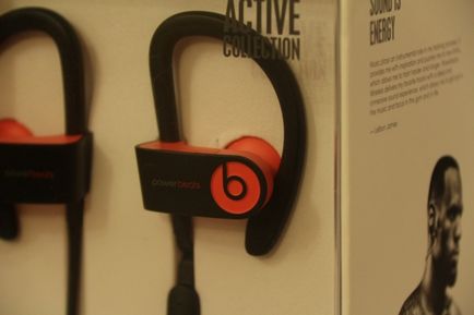 Privirea de ansamblu a căștilor wireless bate powerbeats3 wireless - când alegerea este mică