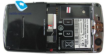 Prezentare generală a telefonului gsm philips xenium 9 @ 9w