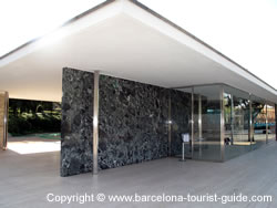 Pavilion în ghidul de la Barcelona la pavilion mies van der rohe (Mis van der Rohe)