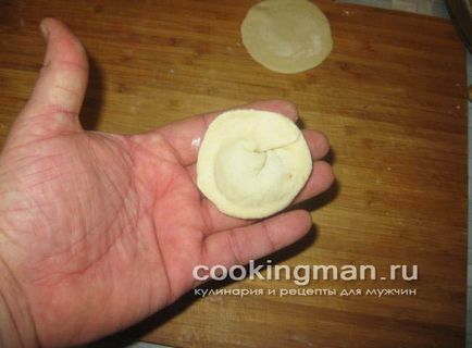 Пельмені з грибами - кулінарія для чоловіків