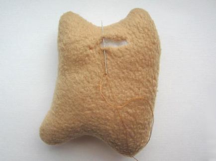 Подушка в'язана спицями кіт - подушки кішки своїми руками з викрійками і схемами