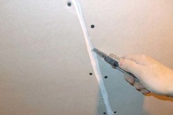 Фарбування стелі з гіпсокартону своїми руками фото і відео
