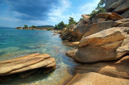 Peninsula Halkidiki din Kassandra, Sithonia și Athos