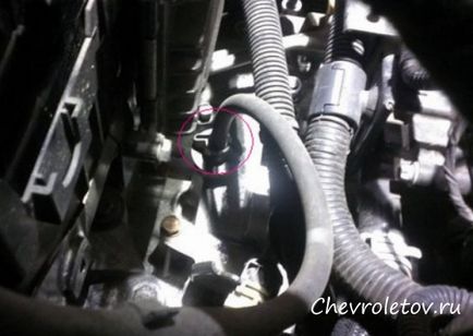 Verificarea nivelului de ulei pe Akp Chevrolet Cruise - chevrolet, chevrolet, foto, video, reparatii, recenzii