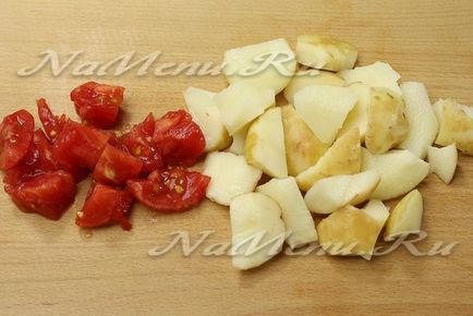 Brânză de pui cu cartofi și legume cu smântână