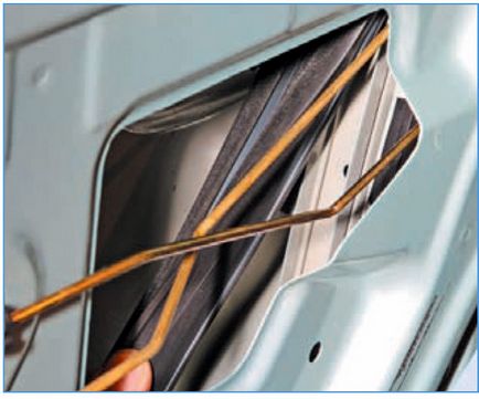 Renault logan зняти заміна ремонт скло задніх дверей рено логан