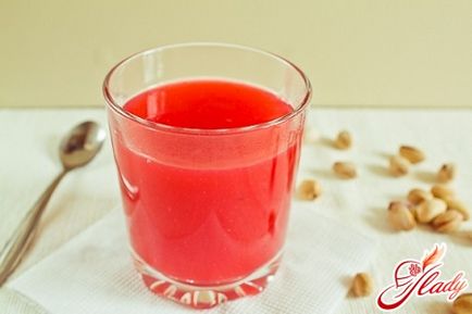 Рецепт киселю з ягід варимо смачний і корисний напій