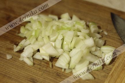 Saláta üveg tészta csirkével és zöldségekkel, 4ernika