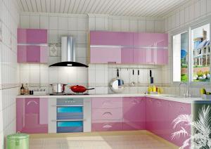Lalele bucătăria prezintă utilizarea unei nuanțe de liliac în interior
