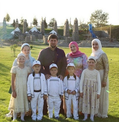 Câți copii au Kadyrov și de ce?