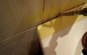 Amestecurile dintre o baie și un perete decât să sigileze, caracteristicile materialelor